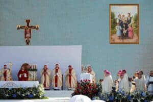 katolska kyrkan helgonforklarar polsk familj som skyddade judar 64fdd3d12fc0a