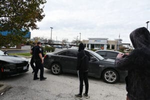 kristet familjedrama i kamp mot ice insatser i chicago 6927a6abb3f5f